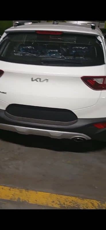 KIA STONIC 2024 1