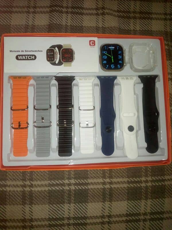 S100 SMART WATCH BOX PACK 1