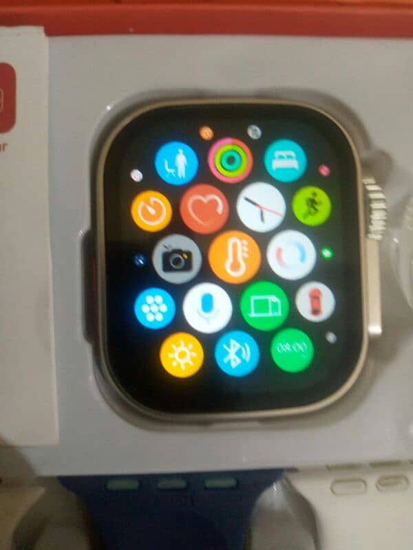 S100 SMART WATCH BOX PACK 3