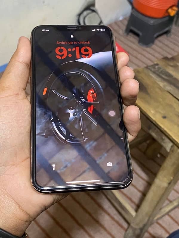 I phone 11 pro max pta prove 256 gb 1