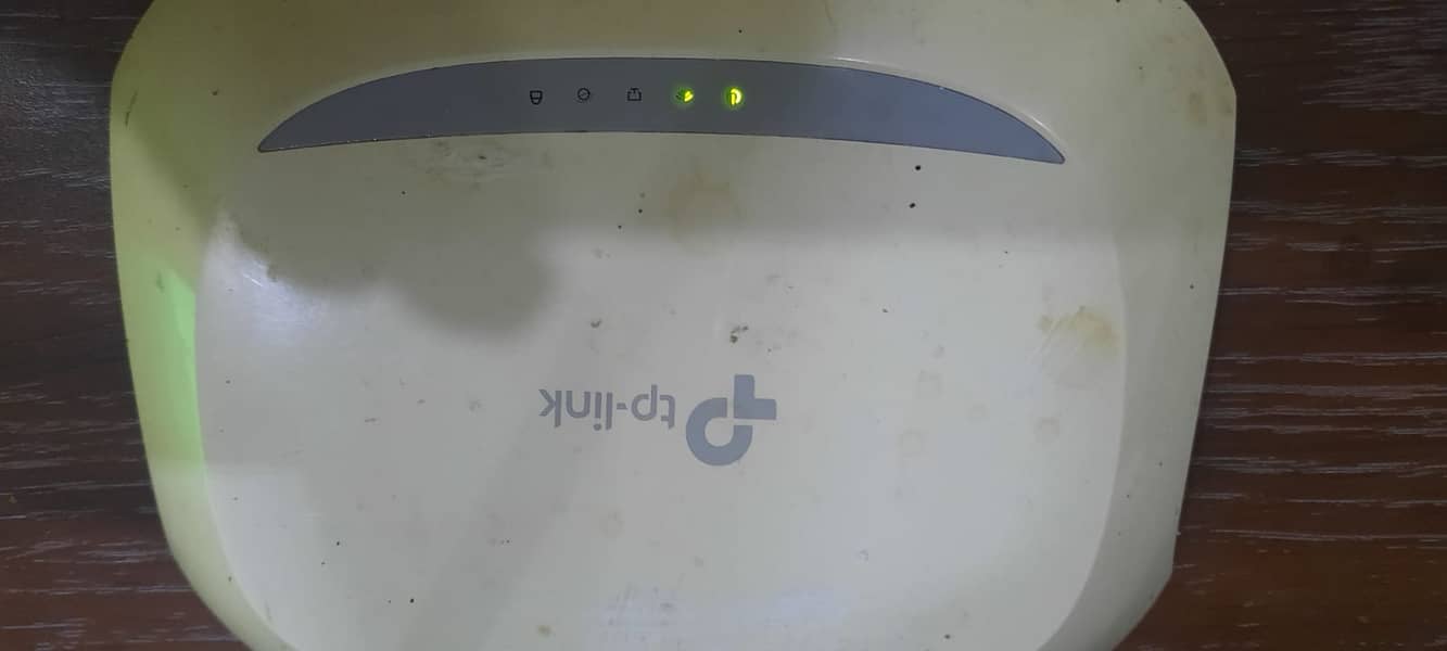 Tp Link Wr840n Dual Antenna Router in Woking Condition 5