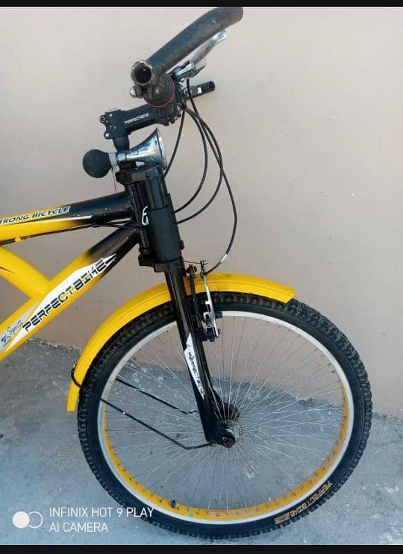 Yellow color gear bicycle for sale is available in Islamabad 3