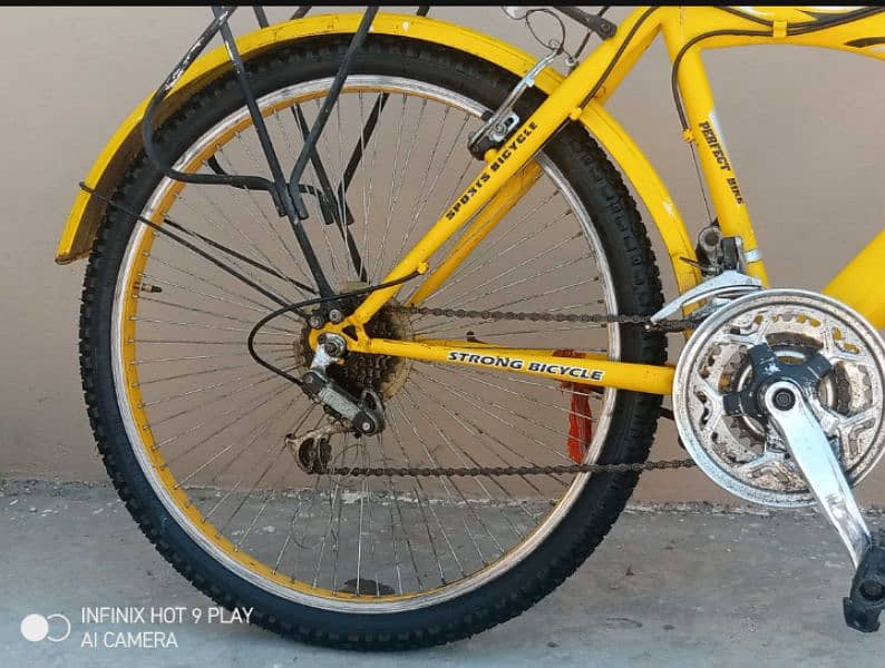 Yellow color gear bicycle for sale is available in Islamabad 4