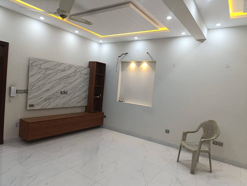 5 Marla Luxury Brand New House Available For Rent In BB Block Sector D Bahria Town Lahore 9