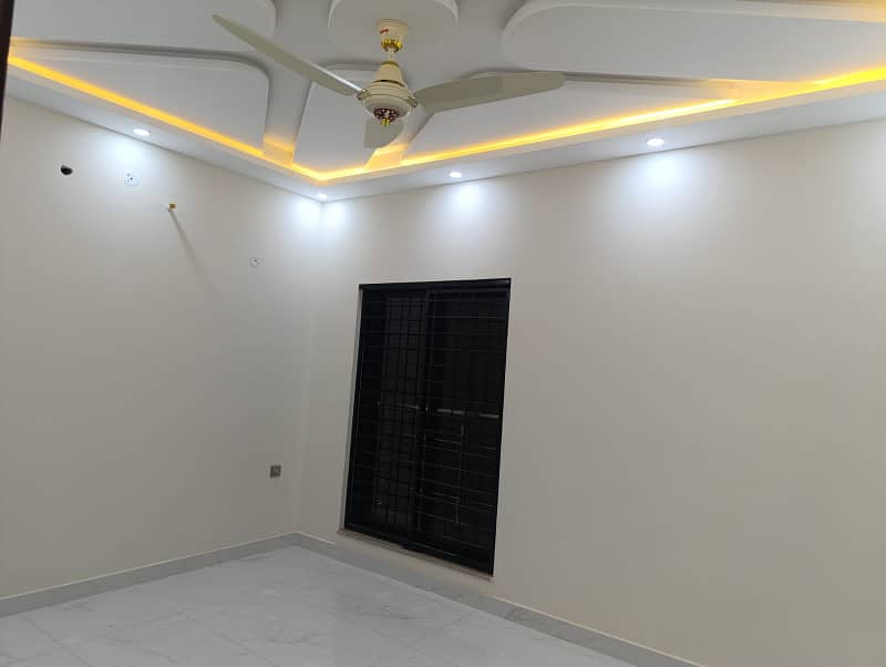 5 Marla Luxury Brand New House Available For Rent In BB Block Sector D Bahria Town Lahore 11