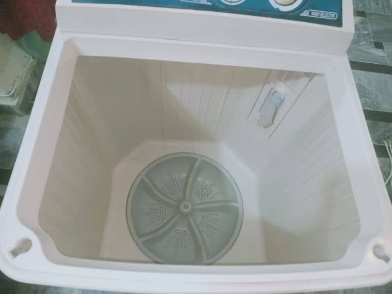 Haier Washing machine 4