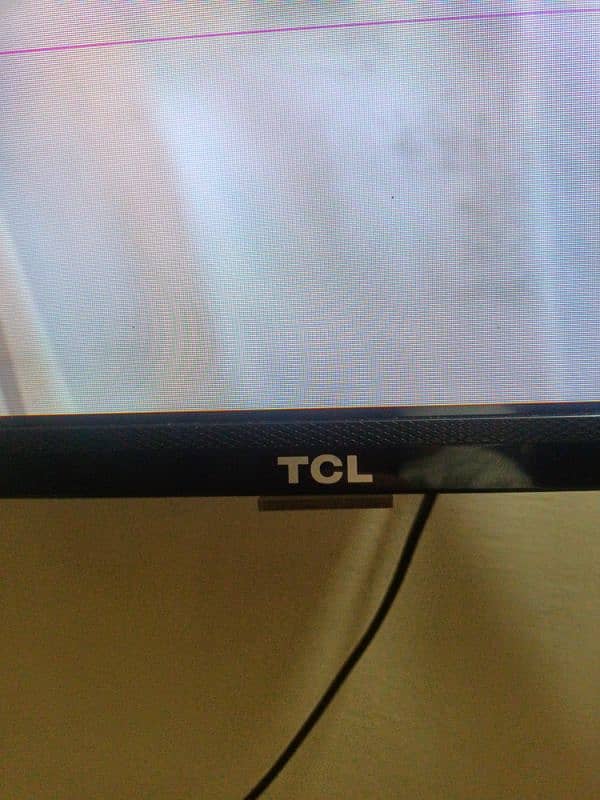 TCL Full 32 Inc LED 7