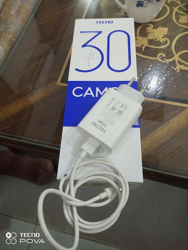 camon 30 box and charger available 0