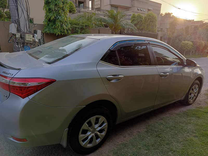 Toyota Corolla GLI 2015 13