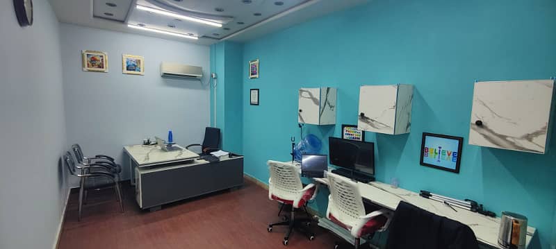 185 Sqft Office For Rent on Main Boulevard Gulberg 1