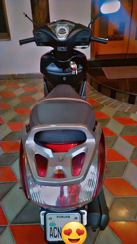 United Scooty 100cc for Sale in Lahore. 1