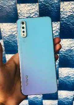 vivo S1