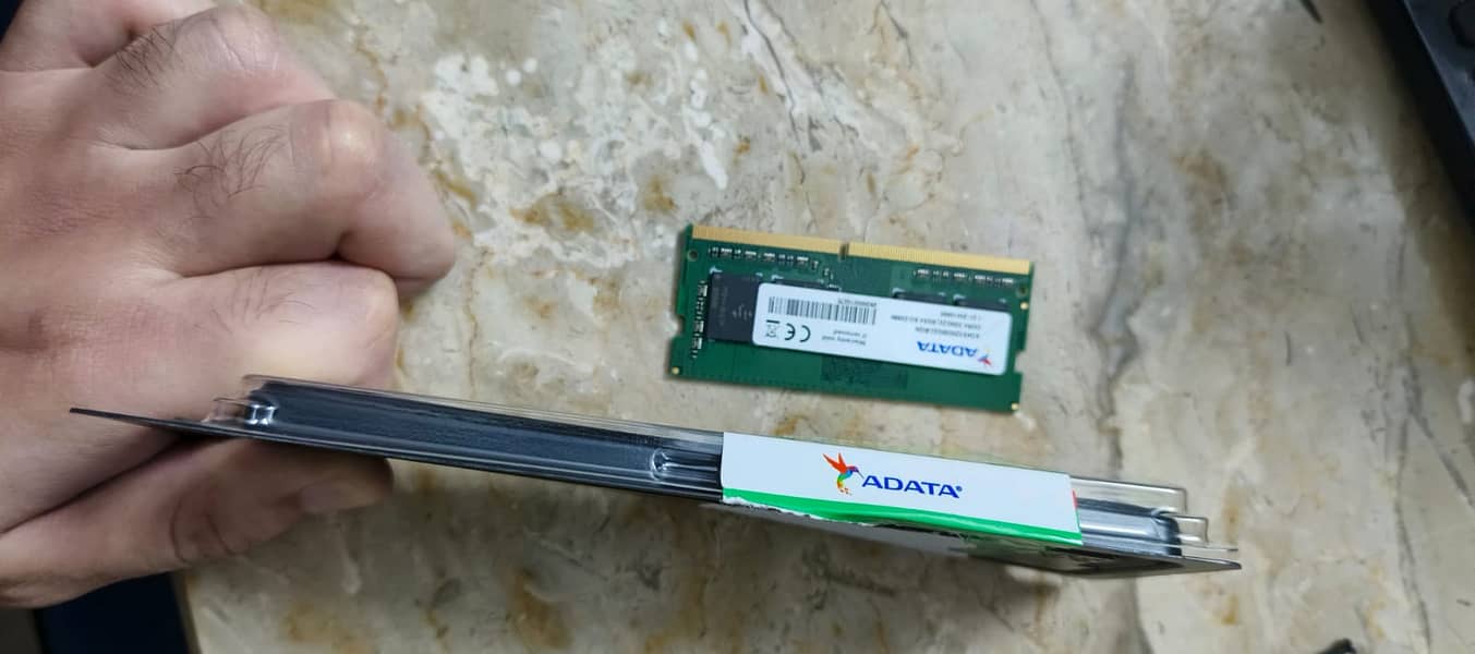 2 x 8gb DDR4 RAM 1