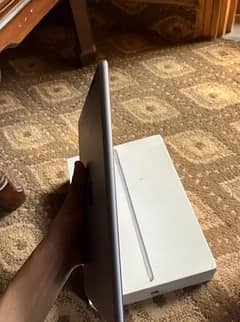 ipad 6 gen (128) gb