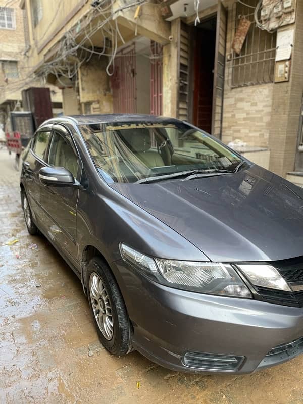 Honda City IVTEC 2018 1.5 all geniune condition. 3