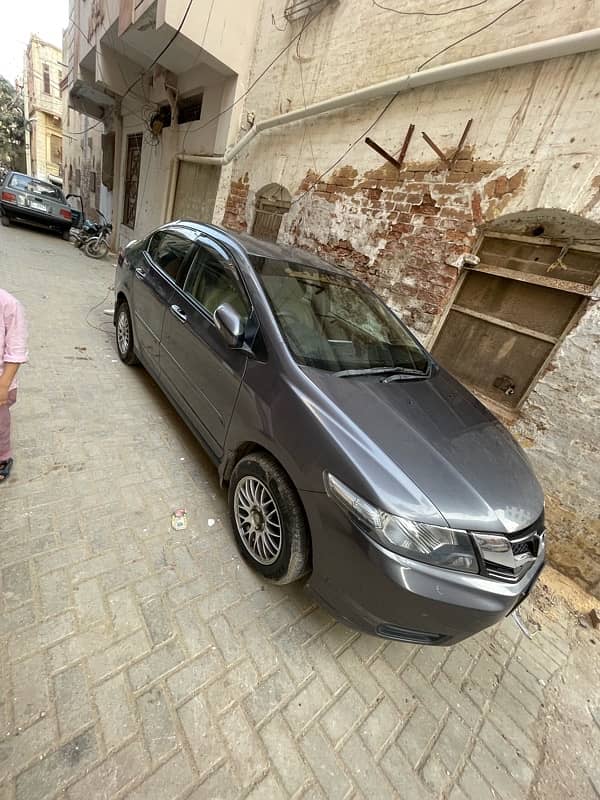 Honda City IVTEC 2018 1.5 all geniune condition. 11