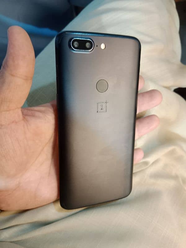 one plus 5T. 8.128 gb 0