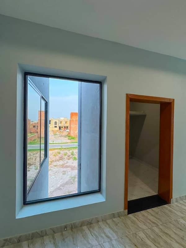 Triple story 8 marla house for sale in mumtaz city 15