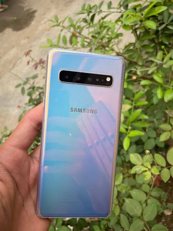 Samsung S10 plus 5g 8/256 3