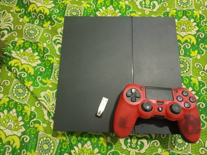 Ps4 jalebreak 1tb 12 game instalid consoles like new only 1 month used 2