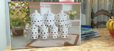 CANISTER SET 7 PCS IN PORCELAIN