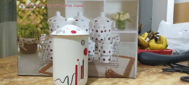 CANISTER SET 7 PCS IN PORCELAIN 5