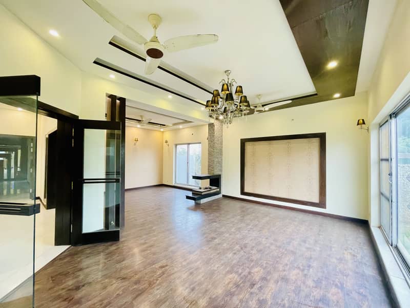 100%orignal pictures Beautiful house for sale 1 kinal hot location state life society phase 1 1