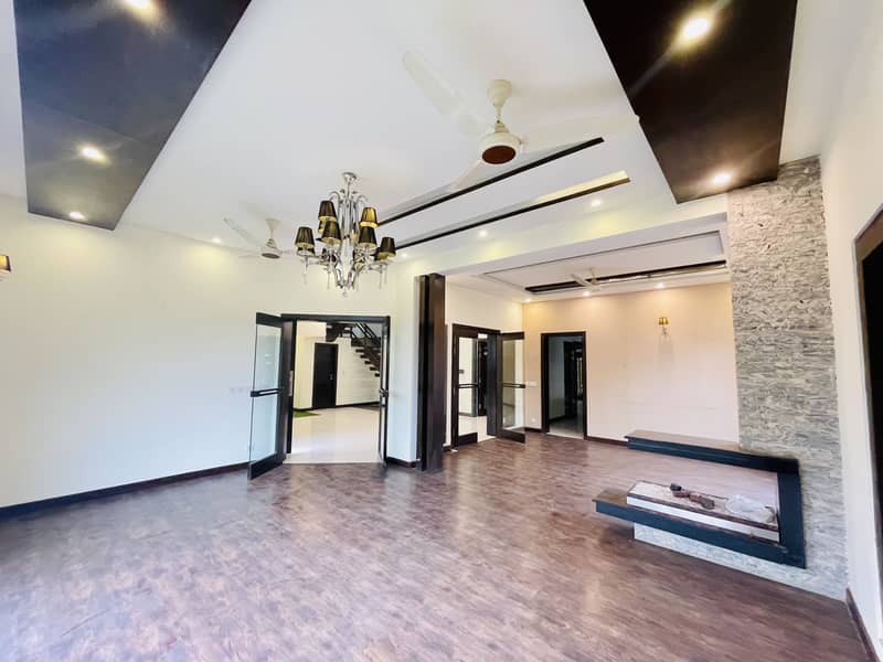 100%orignal pictures Beautiful house for sale 1 kinal hot location state life society phase 1 3