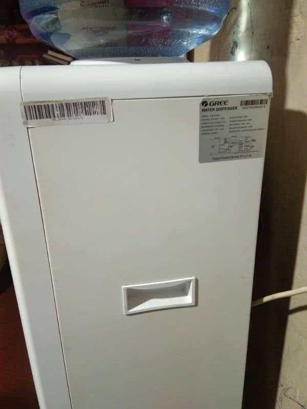 water dispenser with refrigerator 03084950233 2