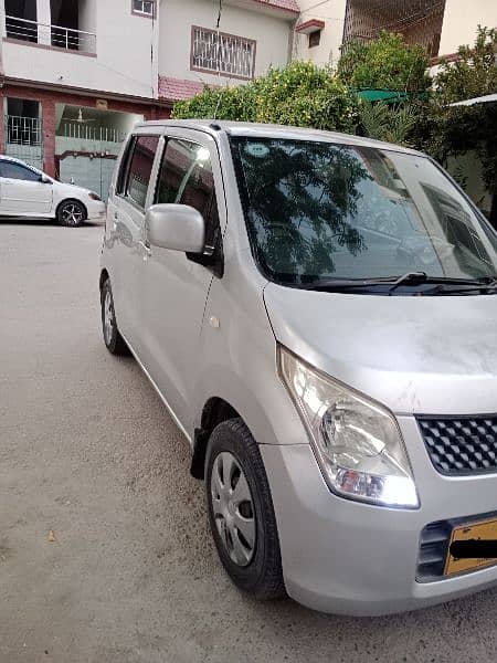 Suzuki Wagon R 2012/2015 1