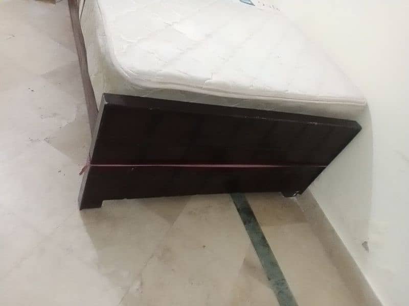 single bed 3