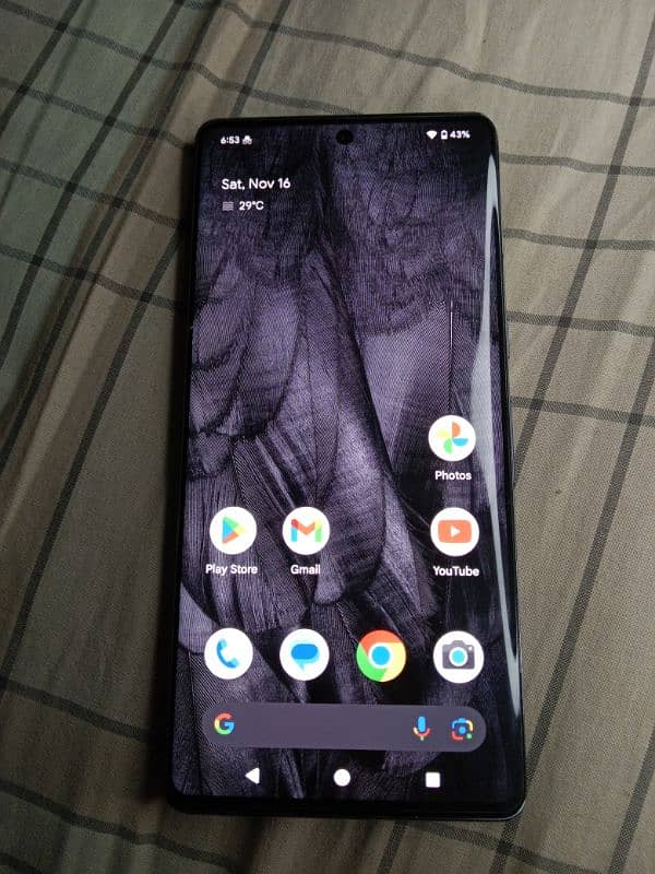 Google pixel 7 pro No dot no shade 4