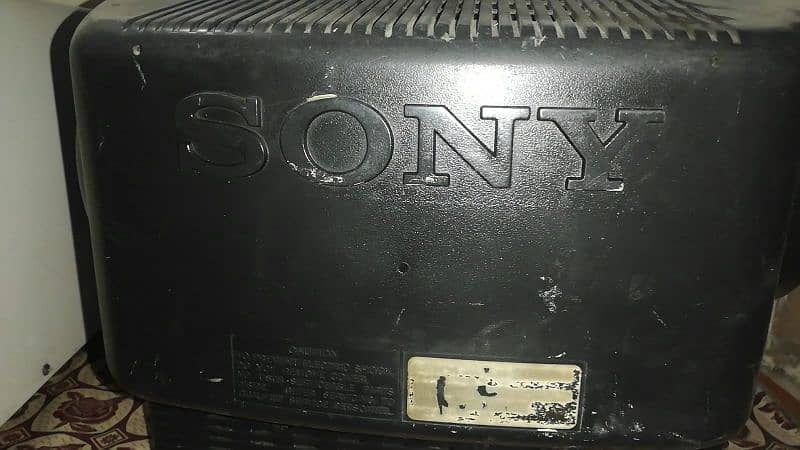 Sony TV Original  14 inches ka TV ha 1