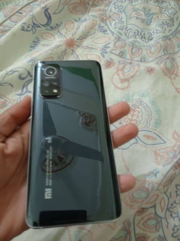 mi10t used 4 month full clean set 12