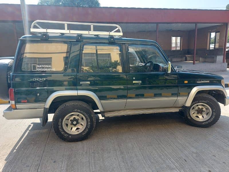 Toyota Land Cruiser 1994 6