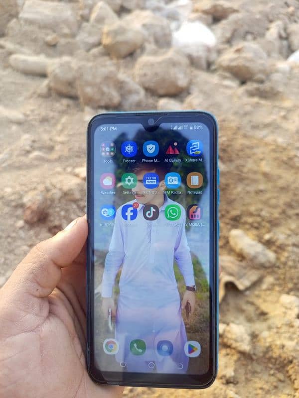 mobile ma koi falt nahi ha blukul ok 6