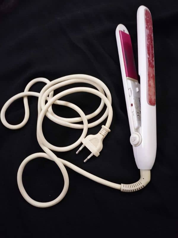 Hair Curler and straightner 5