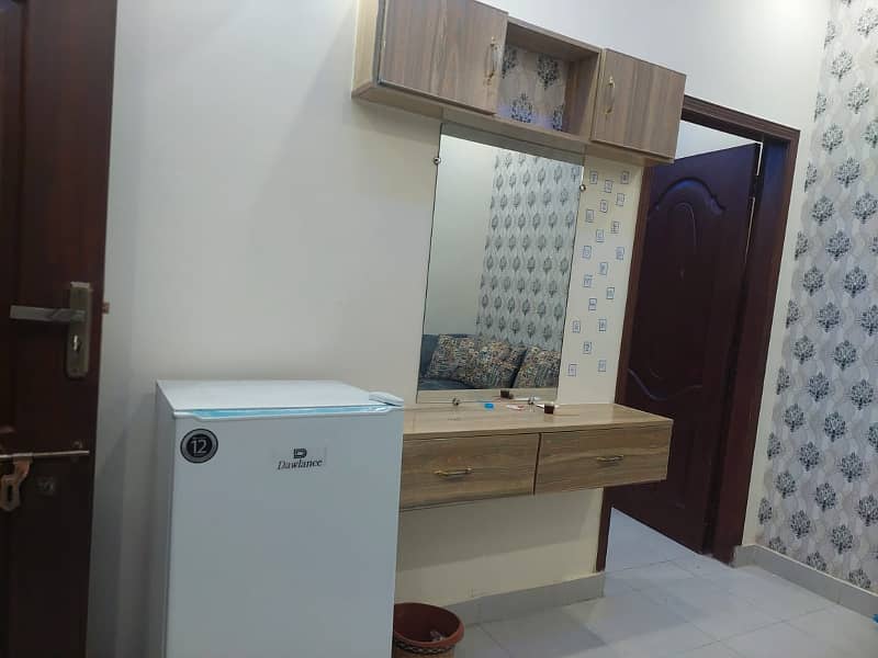 1 Bedroom Furnished Flat For Rent In Block H-3 Johar Town Lahore 11