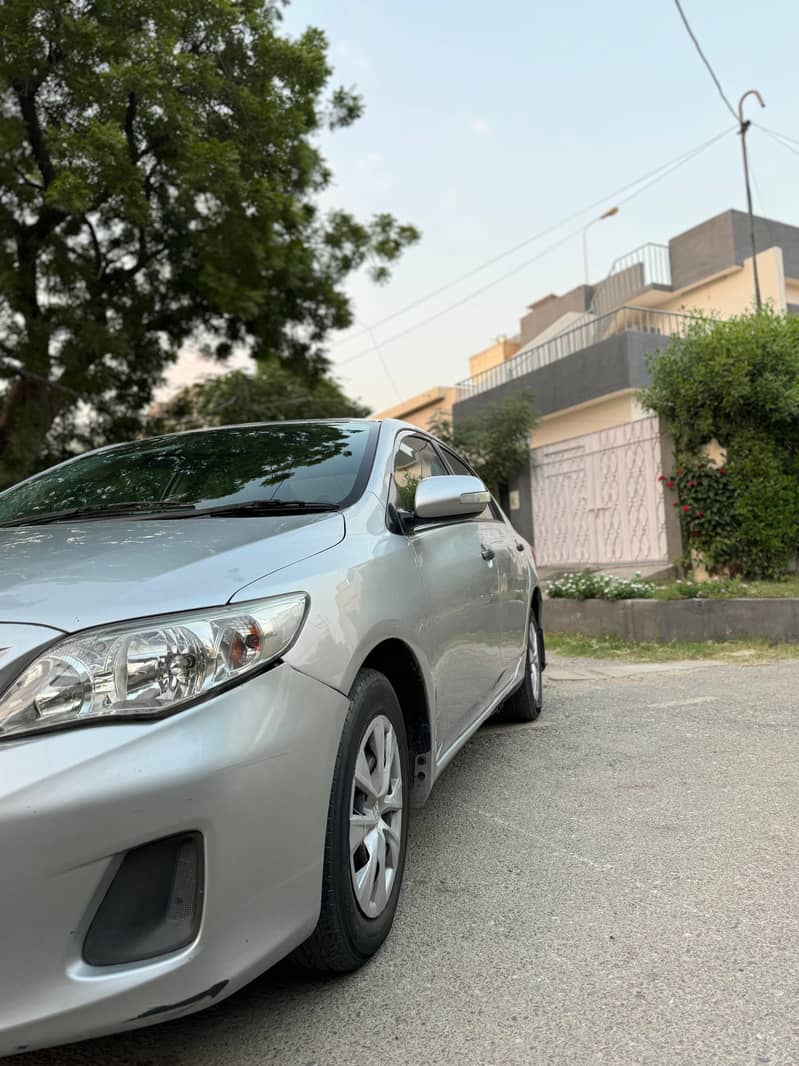 Toyota Corolla GLI 2011 1600 cc 1