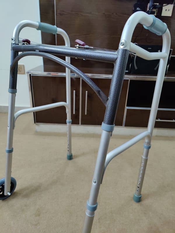 Helping Hands for Walk, Walker for Disable Persons 7