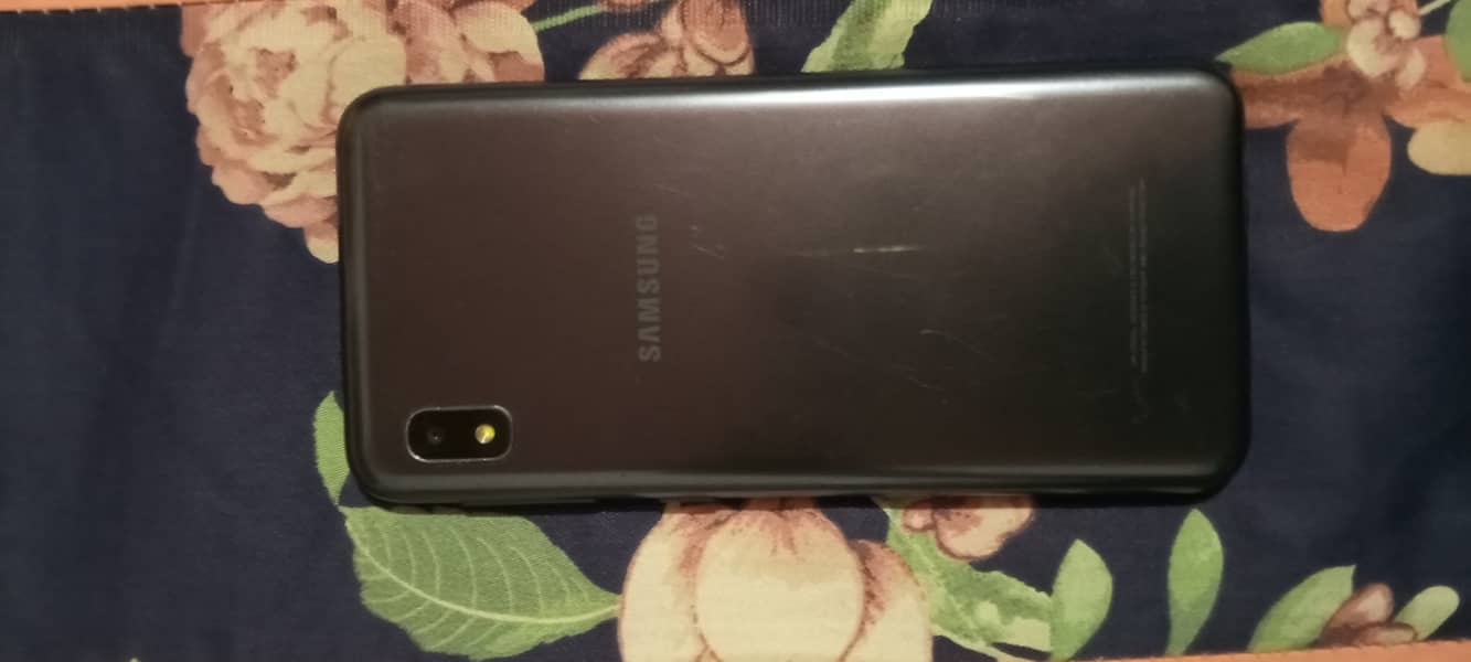 Samsung A10E 1