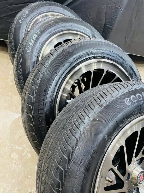 Car Tyre - Ovation Car Tyre - China Tyres 185 65 15 2