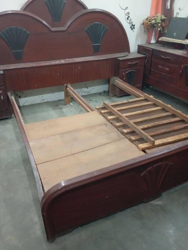 used wooden bed 2