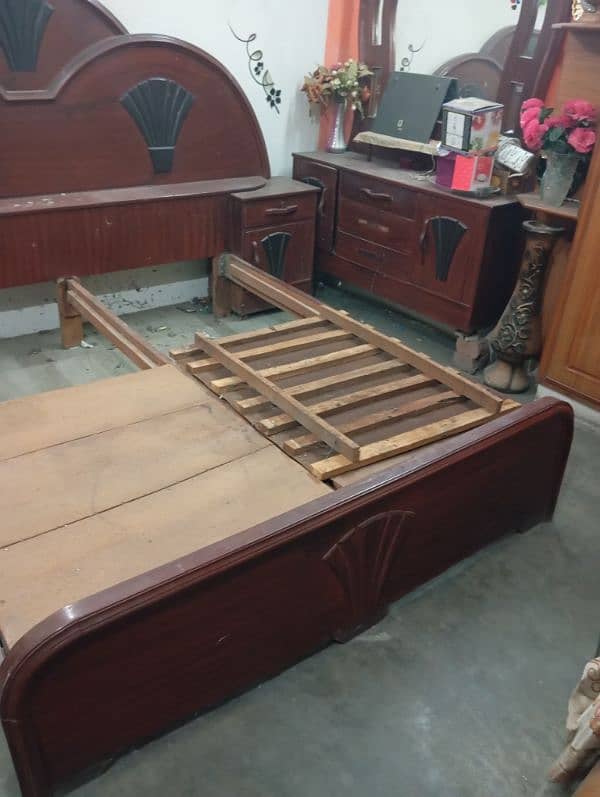 used wooden bed 3