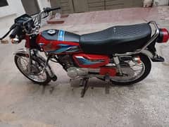 Honda 125 Lush Condition Zabardast bike