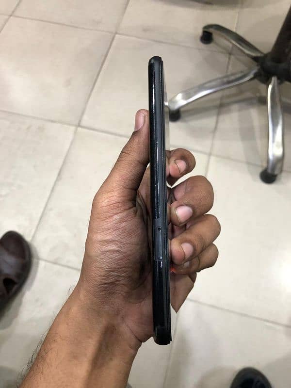 Google Pixel 4a 5g 6/128gb Lush Condition 2