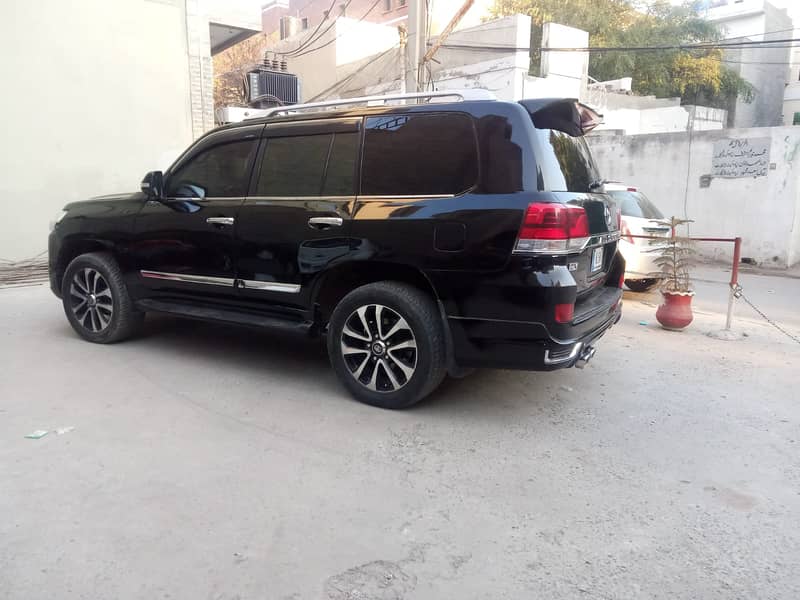 Toyota Land Cruiser 2005 2001 6