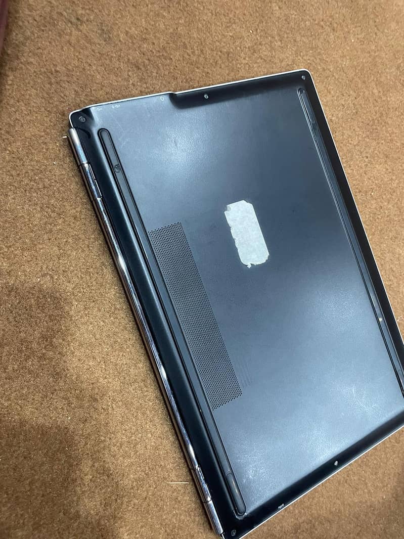 HP Chromebook 13 G1 4GB Ram 64 GB storage 4k screen 10 H battery timng 2