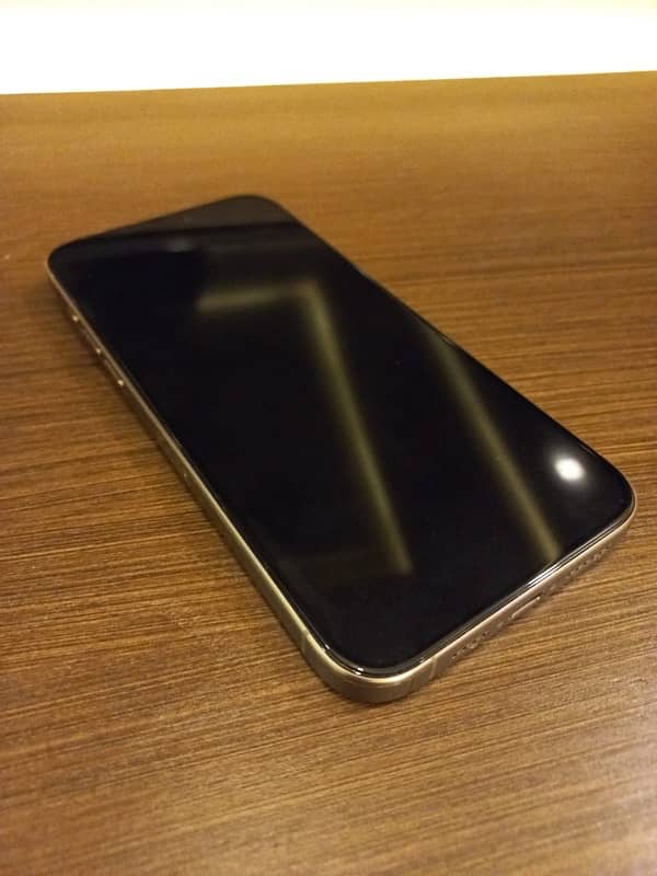 iphone 15 pro max 256 gb Natural titanium 5