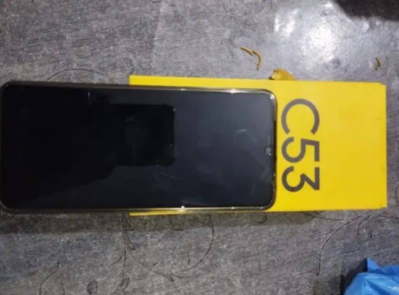 realme c53 6/128 1